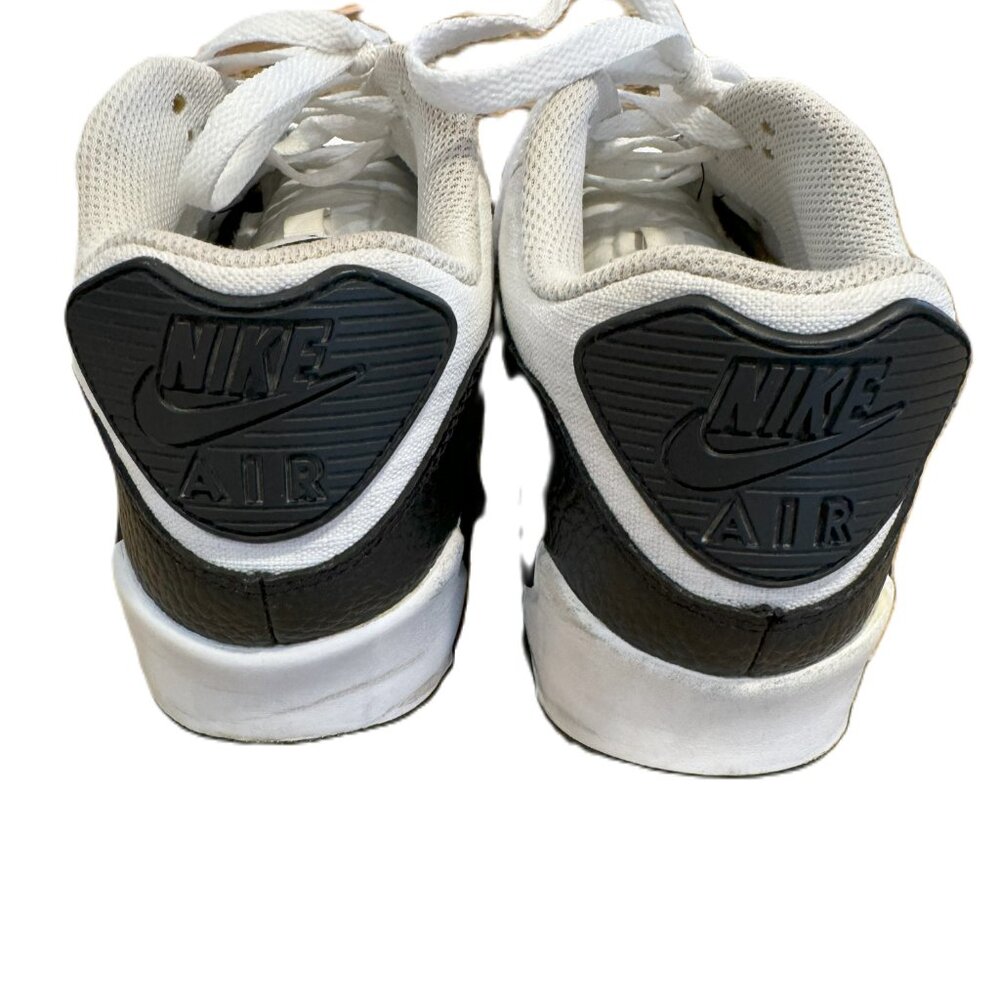 Nike Women's Black and White Sneakers - Picture 2 of 5